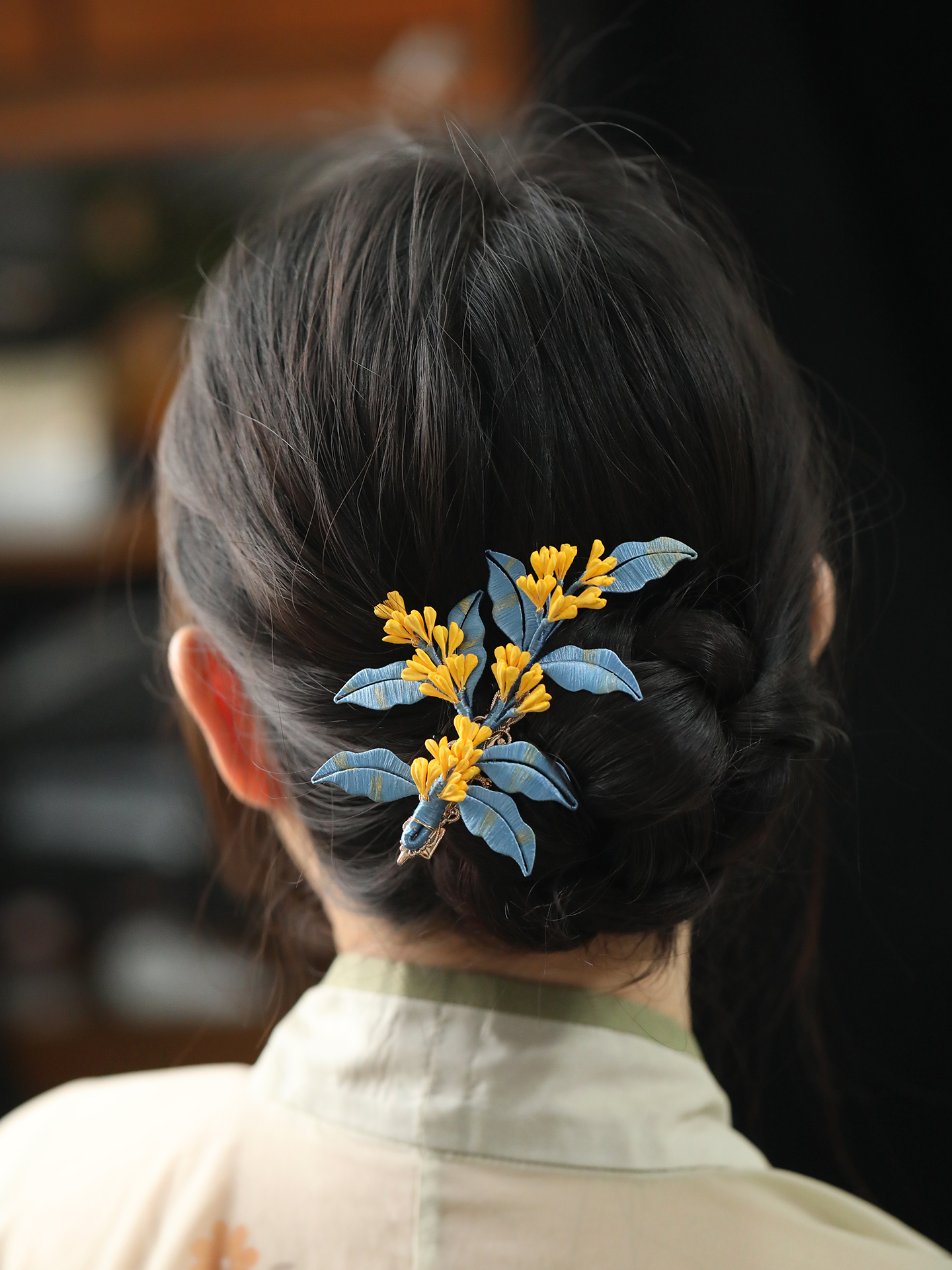 Retro Osmanthus Hair Clip - Chinese Hanfu Style Hair Accessories for Women, Perfect for Fairy Looks and Matching Horse Face Skirts Retro Osmanthus Hair Clip - Chinese Hanfu Style Hair Accessories for Women, Perfect for Fairy Looks and Matching Horse Face Skirts