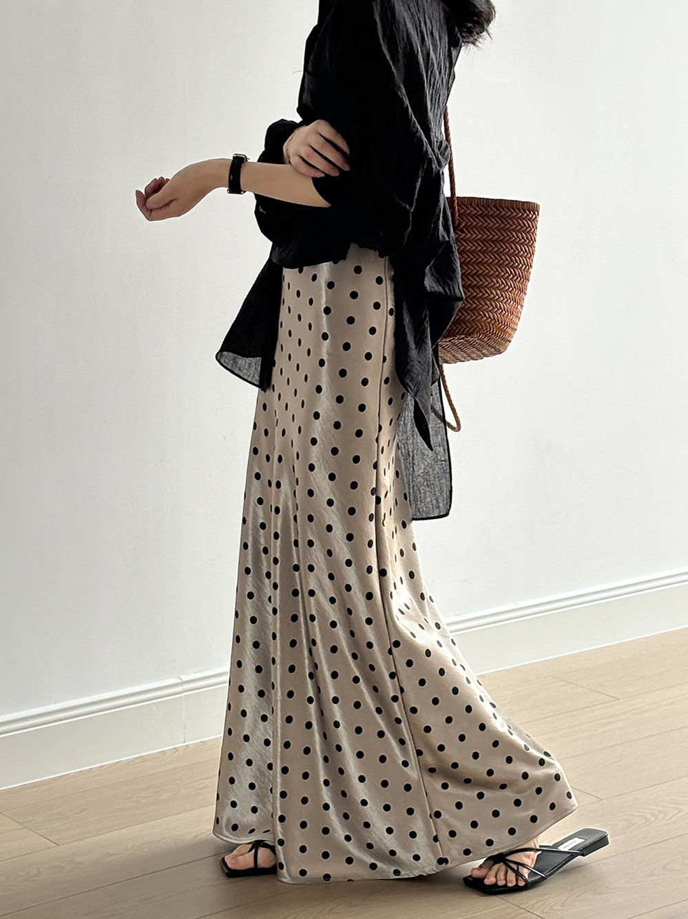 Retro Polka Dot Satin Half Skirt - High-Waisted Draped Long Mermaid Skirt for Women, 2025 Summer French Style Retro Polka Dot Satin Half Skirt - High-Waisted Draped Long Mermaid Skirt for Women, 2025 Summer French Style