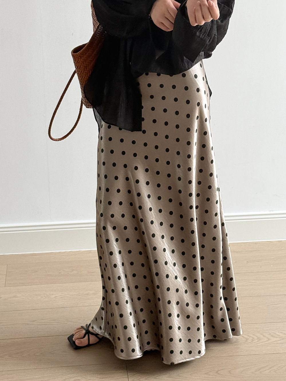 Retro Polka Dot Satin Half Skirt - High-Waisted Draped Long Mermaid Skirt for Women, 2025 Summer French Style Retro Polka Dot Satin Half Skirt - High-Waisted Draped Long Mermaid Skirt for Women, 2025 Summer French Style