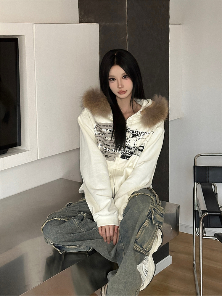 Retro Printed Hoodie for Women - Eccentric American Style, Casual Slim Fit, Long Sleeve Jacket for Autumn and Winter Retro Printed Hoodie for Women - Eccentric American Style, Casual Slim Fit, Long Sleeve Jacket for Autumn and Winter