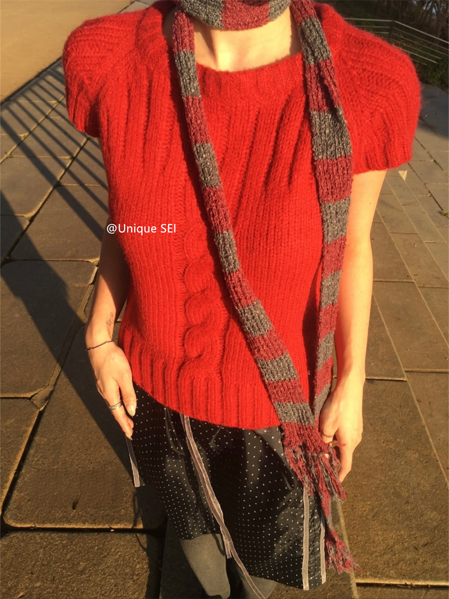 Retro Twisted Cable Slim-Fit Knitted Short Sleeve Top - Unique Versatile Style for Y2K and 90s Fashion Lovers Retro Twisted Cable Slim-Fit Knitted Short Sleeve Top - Unique Versatile Style for Y2K and 90s Fashion Lovers