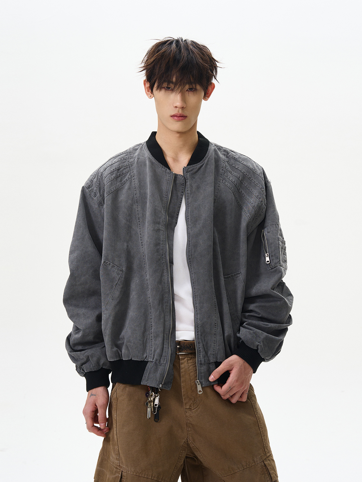 Retro Vintage Distressed Flight Jacket - Wasteland Style Short Baseball Jacket for a 90s American Fashion Vibe