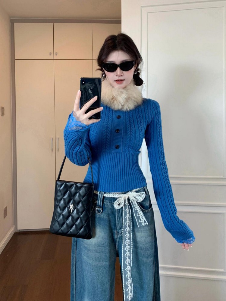 Retro Waist-Cinching Fitted Sweater for Women - Knitted Base Layer Top for Winter & Spring in Alluring Style Retro Waist-Cinching Fitted Sweater for Women - Knitted Base Layer Top for Winter & Spring in Alluring Style