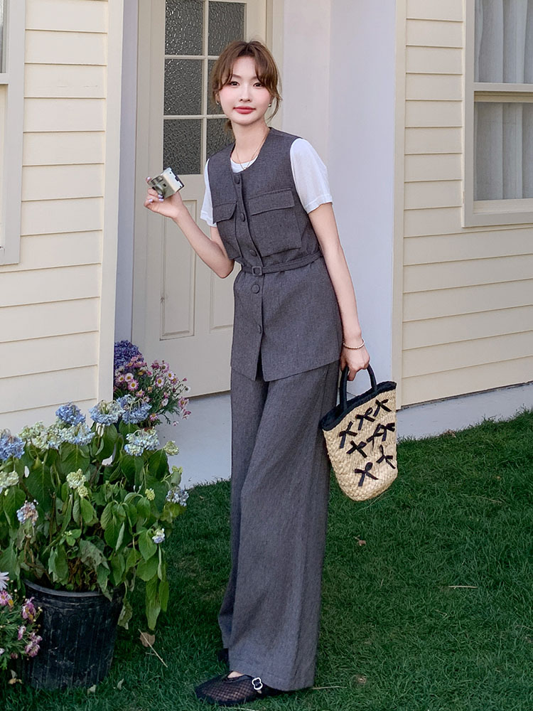 Retro Waist-Cinching Vest, Wide-Leg Pants & T-Shirt 3-Piece Set for Women - Summer 2025 High-End Fashion Outfit