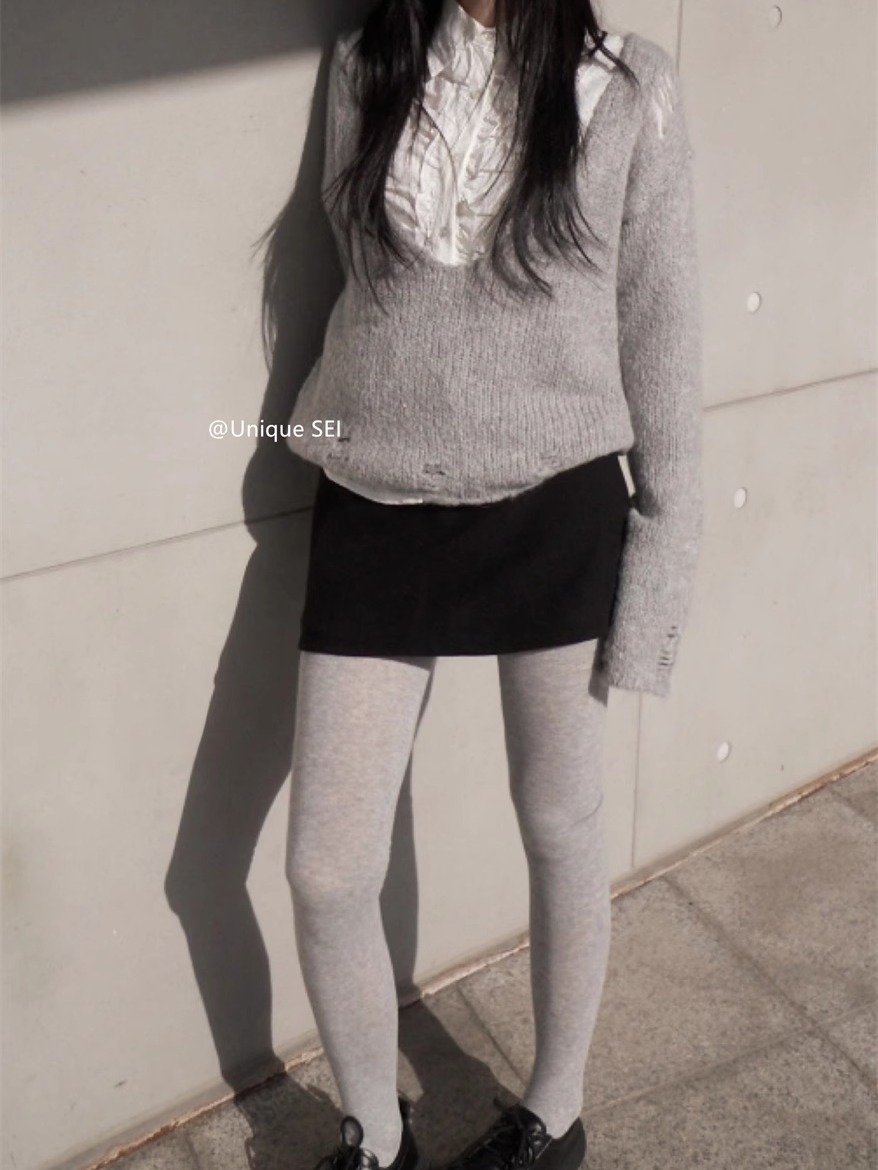 Retro Winter Mini Skirt Pants - Unique Slimming Casual Style, Versatile Anti-Exposure Design for Cool Days Retro Winter Mini Skirt Pants - Unique Slimming Casual Style, Versatile Anti-Exposure Design for Cool Days