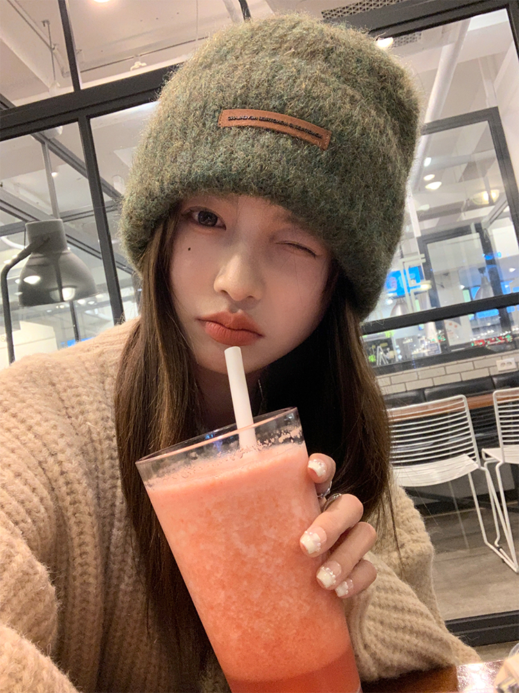 Retro Wool Slouchy Knit Hat for Women - Warm Winter Beanie for Small Faces, Cozy Style, Perfect for Y2K and Vintage Looks Retro Wool Slouchy Knit Hat for Women - Warm Winter Beanie for Small Faces, Cozy Style, Perfect for Y2K and Vintage Looks