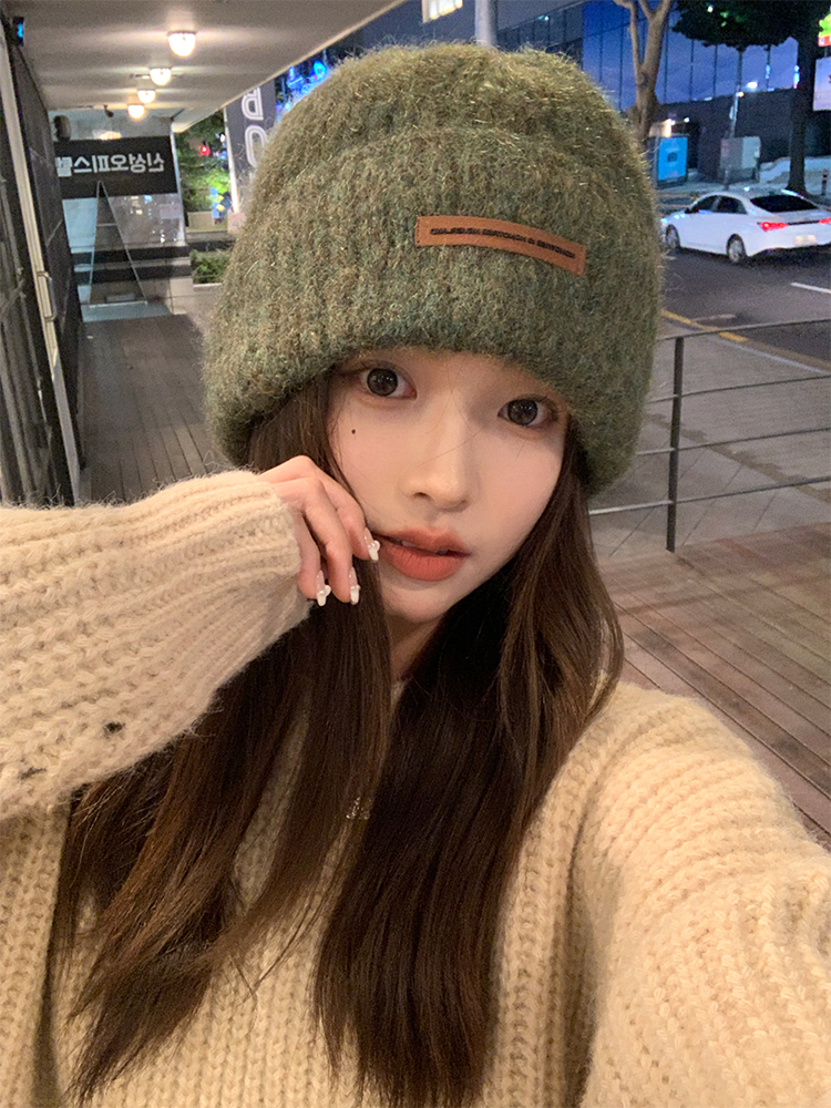 Retro Wool Slouchy Knit Hat for Women - Warm Winter Beanie for Small Faces, Cozy Style, Perfect for Y2K and Vintage Looks Retro Wool Slouchy Knit Hat for Women - Warm Winter Beanie for Small Faces, Cozy Style, Perfect for Y2K and Vintage Looks