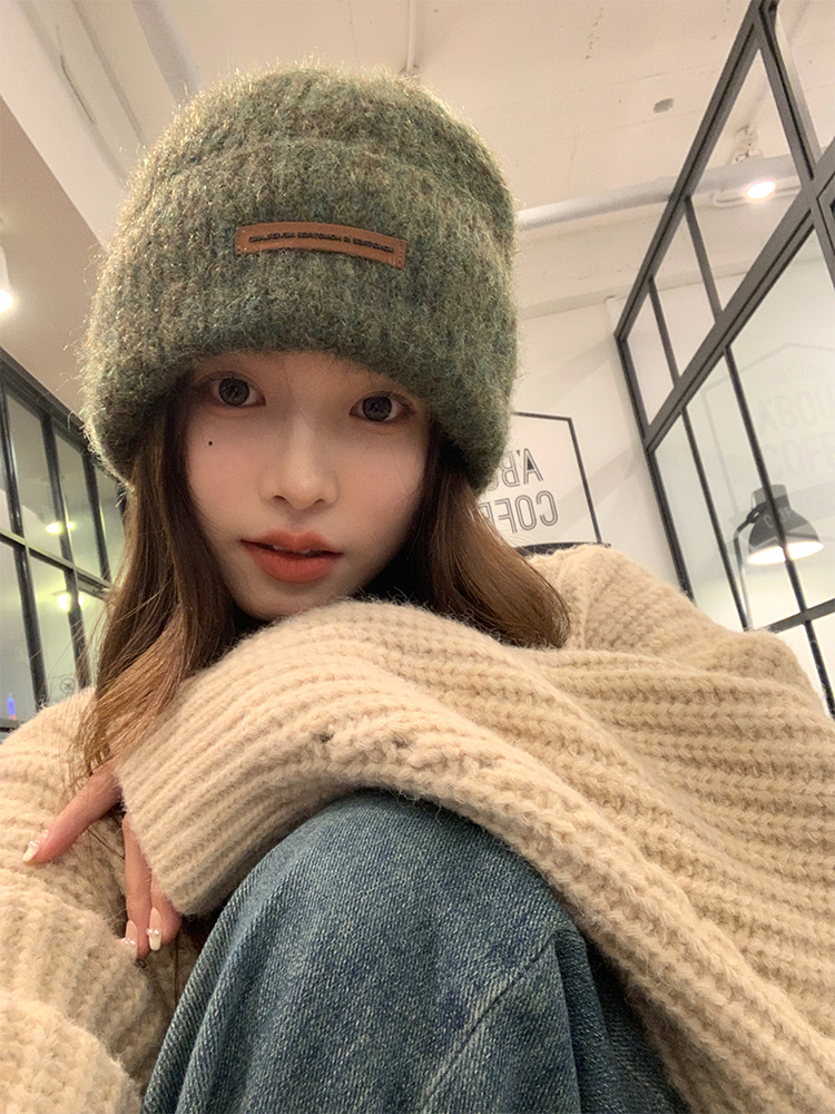 Retro Wool Slouchy Knit Hat for Women - Warm Winter Beanie for Small Faces, Cozy Style, Perfect for Y2K and Vintage Looks Retro Wool Slouchy Knit Hat for Women - Warm Winter Beanie for Small Faces, Cozy Style, Perfect for Y2K and Vintage Looks