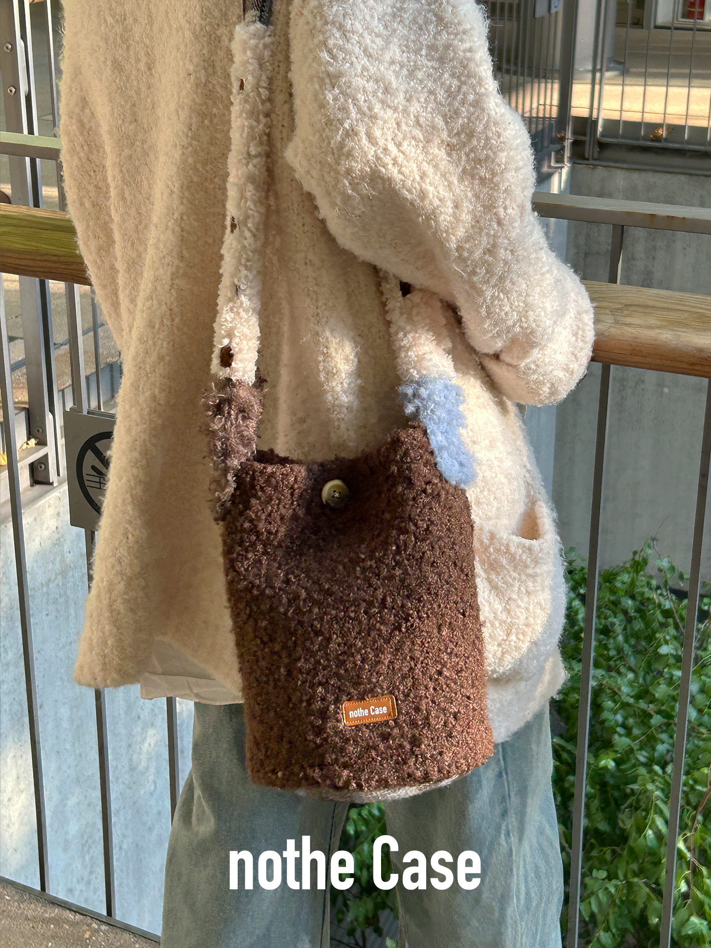 Retro Woolen Bucket Bag in Brown - Large Capacity Spliced Shoulder Strap Crossbody - Vintage Style Fashion Accessory Retro Woolen Bucket Bag in Brown - Large Capacity Spliced Shoulder Strap Crossbody - Vintage Style Fashion Accessory