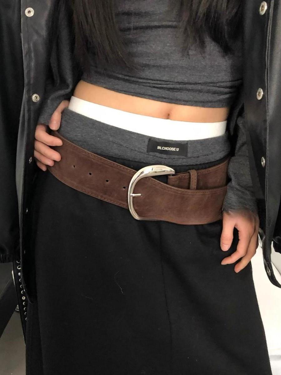 Retro Y2K Wide Brimmed Suede Belt for Hot Girls - Niche Fashion Statement Accessory Retro Y2K Wide Brimmed Suede Belt for Hot Girls - Niche Fashion Statement Accessory