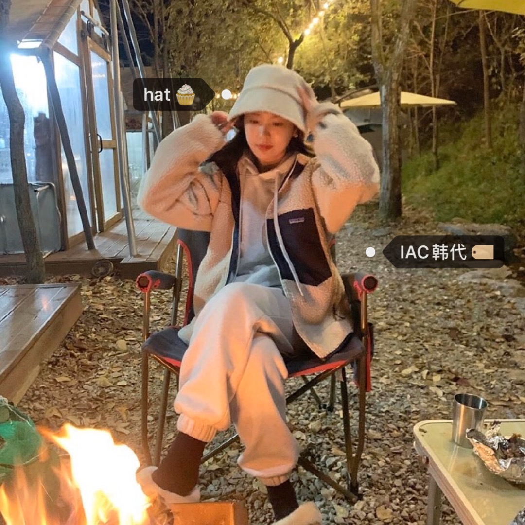 Reversible Milk White Checkered Fisherman's Bucket Hat - Korean Style Winter Accessory for Starry Nights Reversible Milk White Checkered Fisherman's Bucket Hat - Korean Style Winter Accessory for Starry Nights