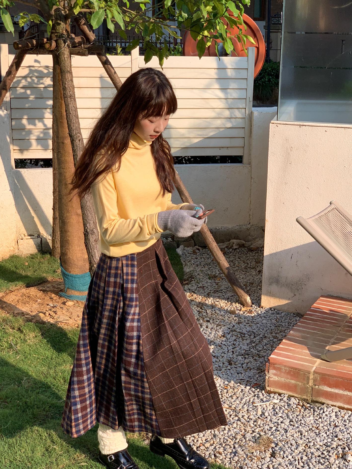 Reversible Plaid Patchwork Woolen Half Skirt in Retro Autumn Winter Style Reversible Plaid Patchwork Woolen Half Skirt in Retro Autumn Winter Style