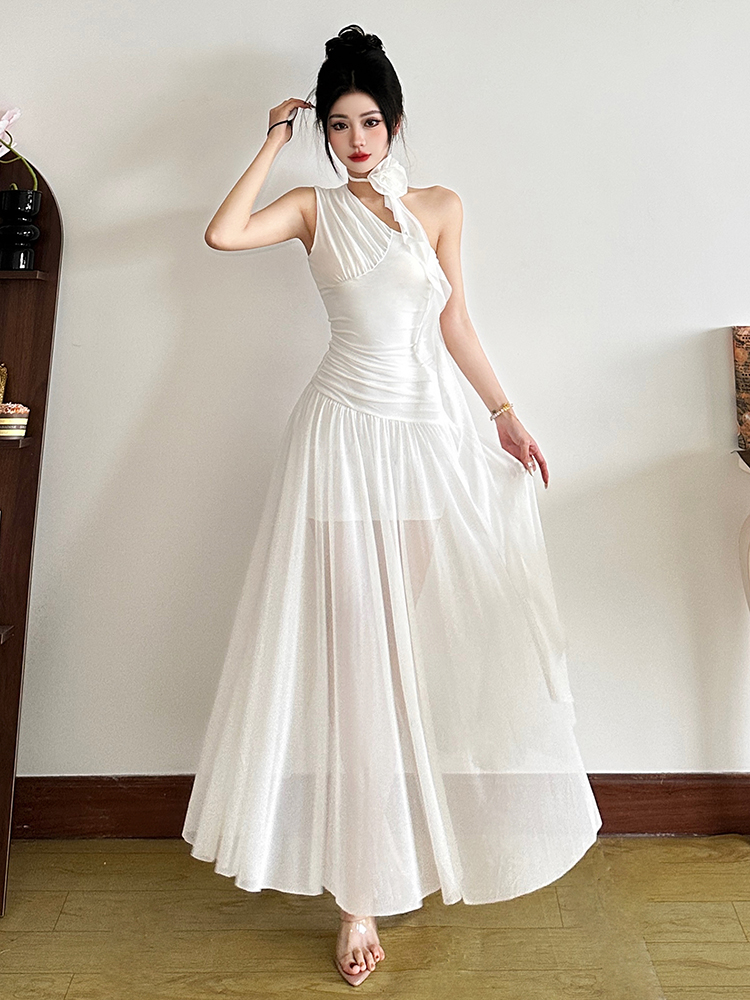 Romantic Pure White Mesh Asymmetrical Shoulder Dress with Big Skirt - Women's French Style Waist-Defining Long Dress