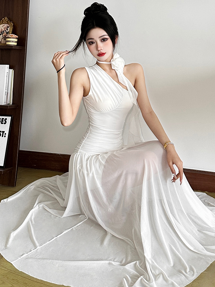 Romantic Pure White Mesh Asymmetrical Shoulder Dress with Big Skirt - Women's French Style Waist-Defining Long Dress Romantic Pure White Mesh Asymmetrical Shoulder Dress with Big Skirt - Women's French Style Waist-Defining Long Dress