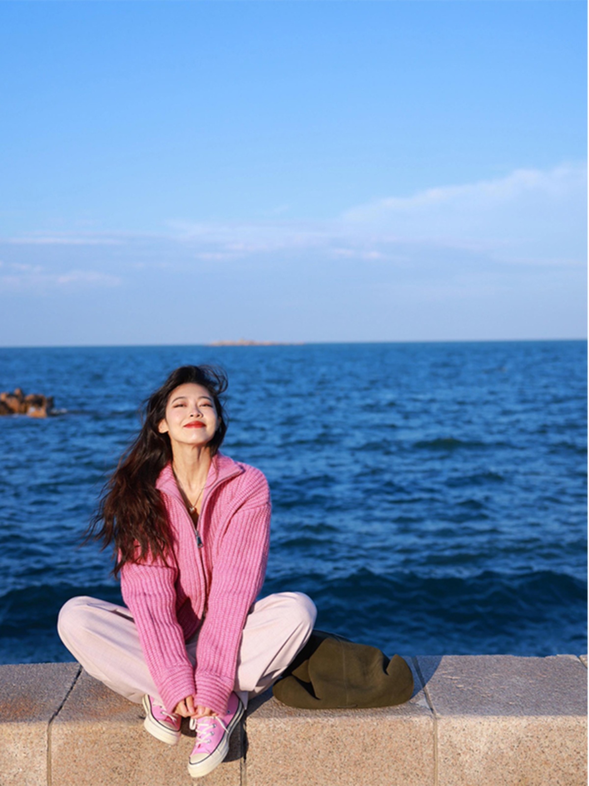 Rose Red Knitted Cardigan Sweater Coat - Autumn Winter Lazy Style Outerwear 2025, Trendy Y2K Fashion Rose Red Knitted Cardigan Sweater Coat - Autumn Winter Lazy Style Outerwear 2025, Trendy Y2K Fashion