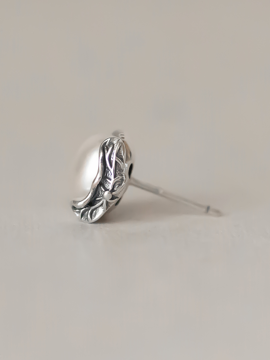 S925 Pure Silver Vintage Lotus Leaf Pearl Stud Earrings - Antique Carved Round Hoop, National Style Elegant Design S925 Pure Silver Vintage Lotus Leaf Pearl Stud Earrings - Antique Carved Round Hoop, National Style Elegant Design