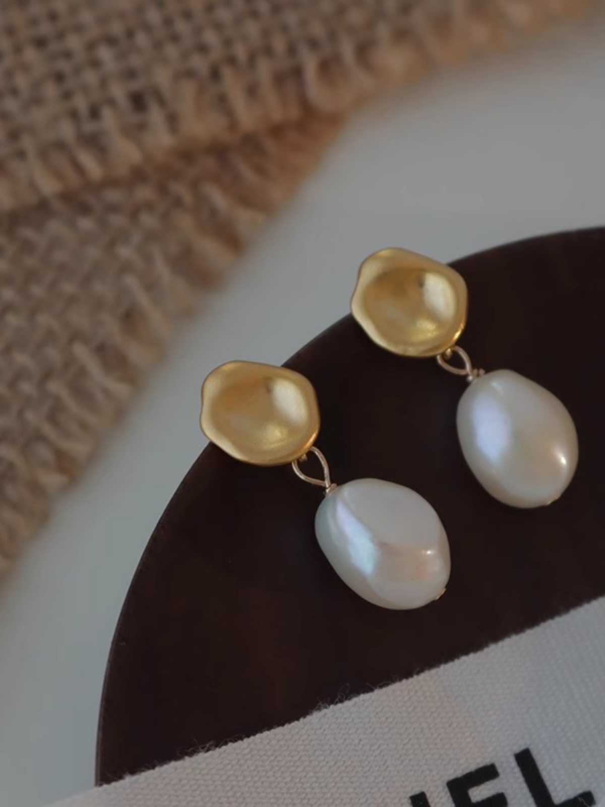 S925 Silver Needle Niche Design Earrings for Women with Natural Pearl Ear Clips - Elegant Jewelry for Any Occasion S925 Silver Needle Niche Design Earrings for Women with Natural Pearl Ear Clips - Elegant Jewelry for Any Occasion
