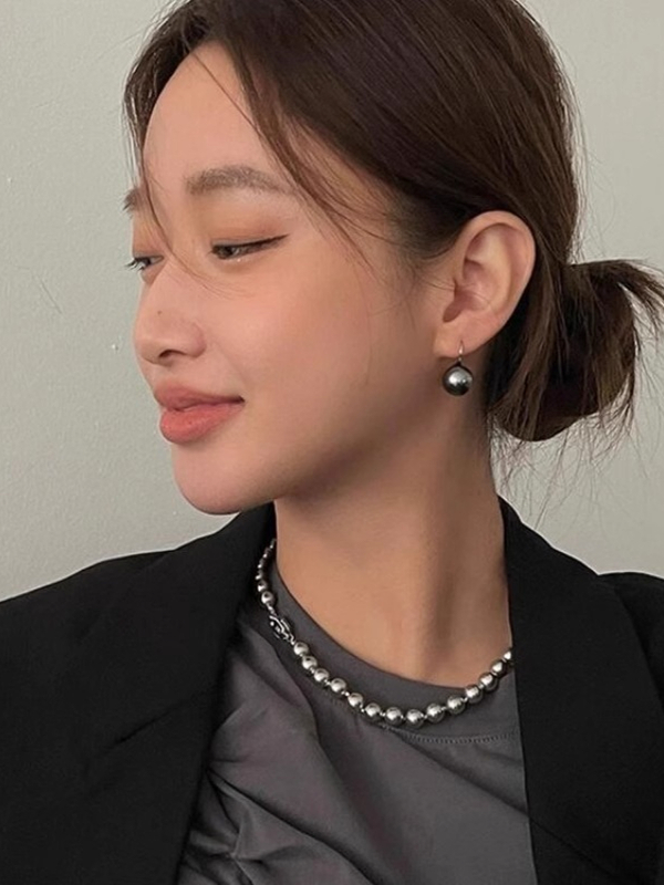 S925 Silver Needle Pearl Earrings for Women - French Style Hook, Autumn/Winter Fashion, Elegant Accessories S925 Silver Needle Pearl Earrings for Women - French Style Hook, Autumn/Winter Fashion, Elegant Accessories