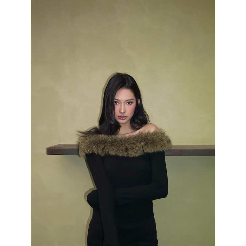 Sexy Black One-Shoulder Long Sleeve Top - High-End Slim Fit Inner Shirt for Stylish Looks Sexy Black One-Shoulder Long Sleeve Top - High-End Slim Fit Inner Shirt for Stylish Looks