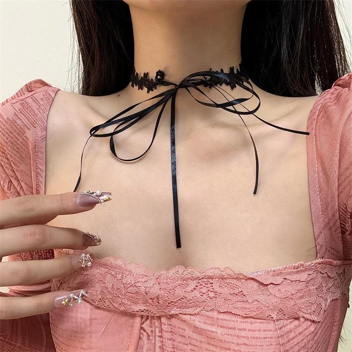 Sexy Lace Choker Collar Necklace for Women - Dark Style Long Woven Red Rose Design, Gothic Fashion Accessory Sexy Lace Choker Collar Necklace for Women - Dark Style Long Woven Red Rose Design, Gothic Fashion Accessory