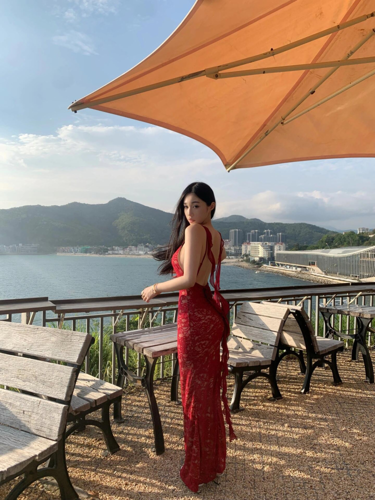 Sexy Lace Halter Backless Dress for Women - Slim Fit Sheer Bodycon Long Dress for Summer Vacation - European and American Style Sexy Lace Halter Backless Dress for Women - Slim Fit Sheer Bodycon Long Dress for Summer Vacation - European and American Style