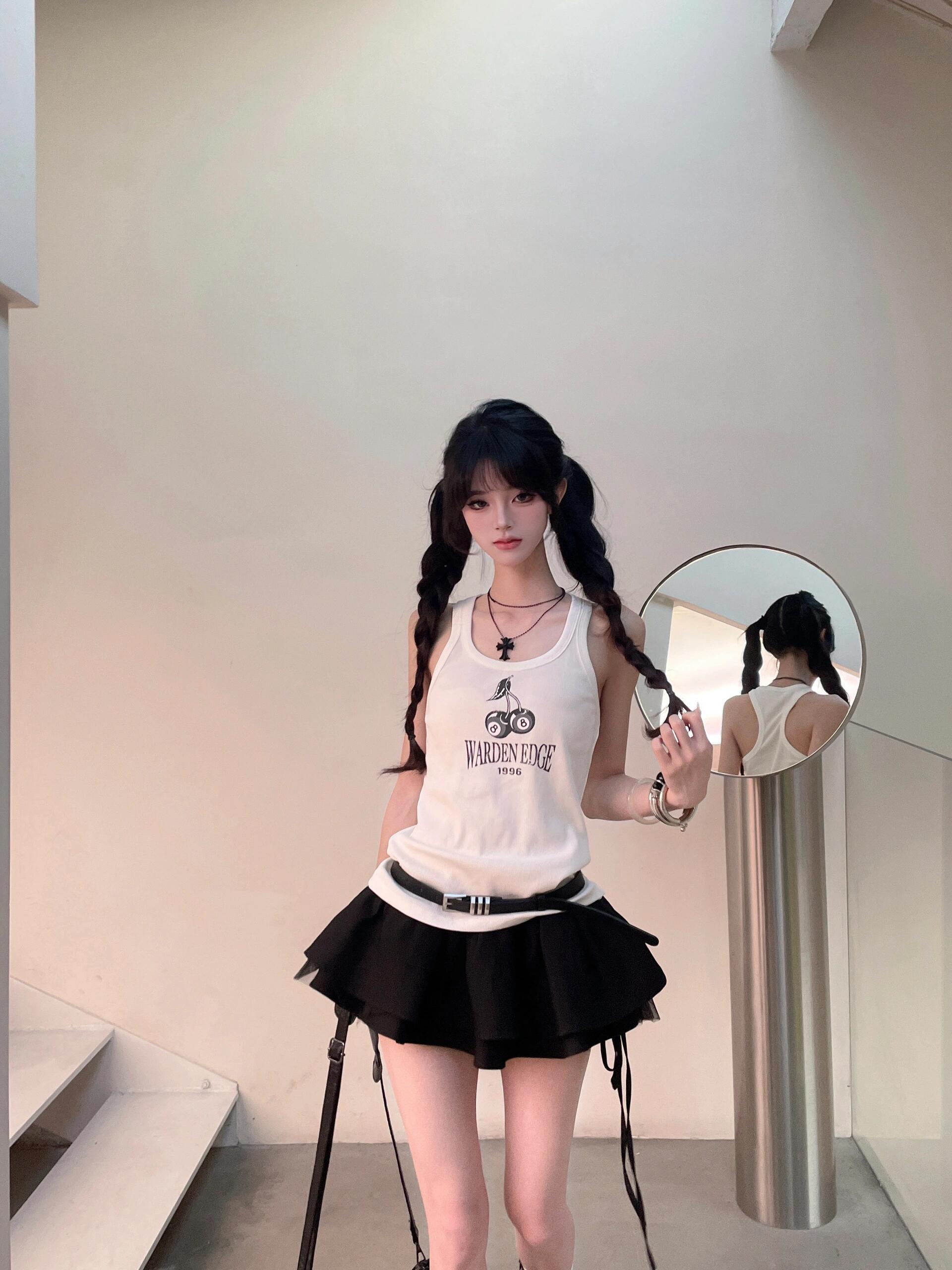 Sexy U-Neck Printed Camisole Top & High-Waisted A-Line Pleated Mini Skirt Set - American Style Summer Outfit for Women