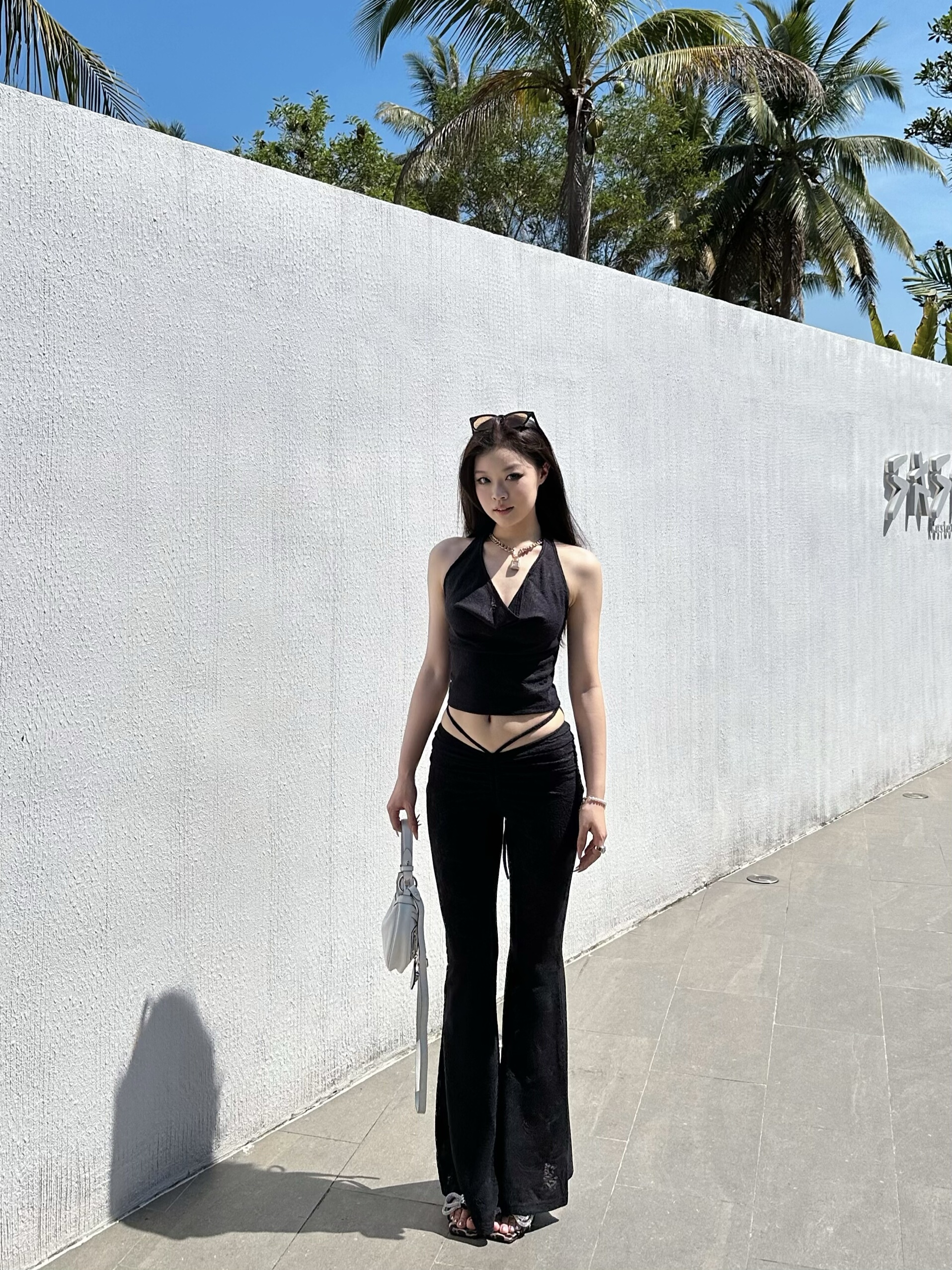 Sheer Lace Two-Color Set - Flirty Rose-Inspired Design for Early Summer - Sexy Yet Innocent Style Sheer Lace Two-Color Set - Flirty Rose-Inspired Design for Early Summer - Sexy Yet Innocent Style