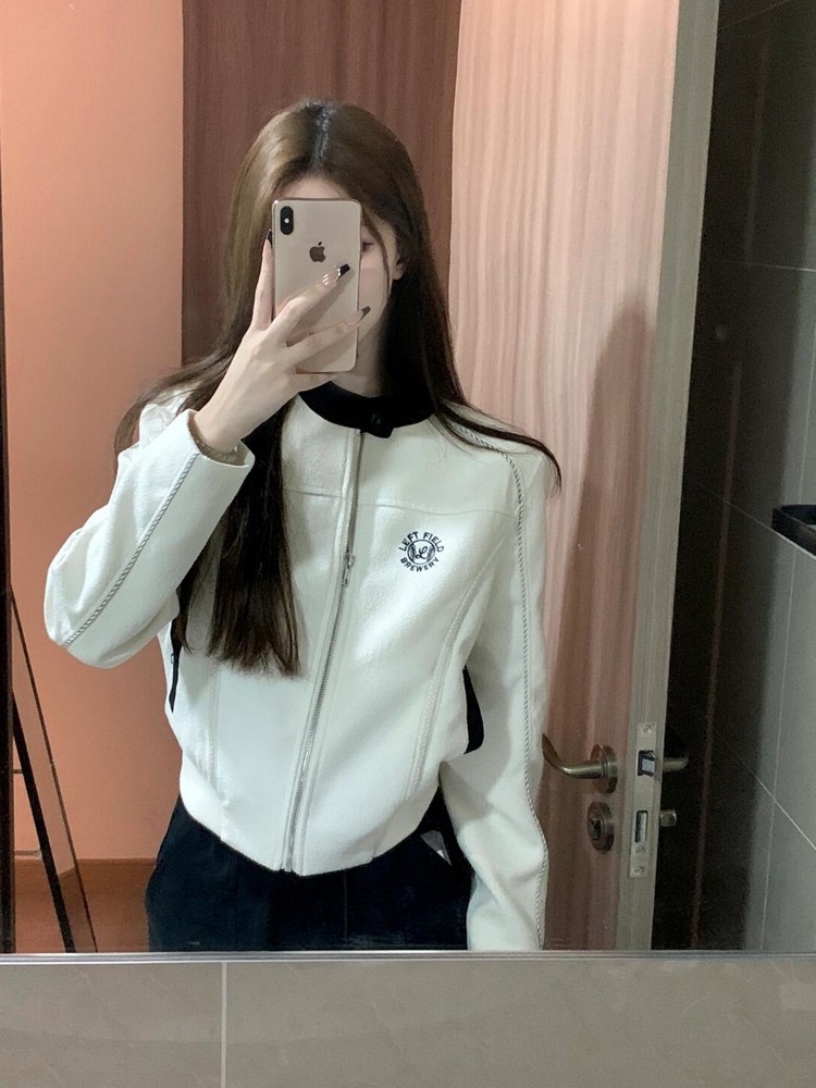 Short Embroidered Baseball Jacket for Women - Slim Fit Casual Cardigan Top, Winter Fashion Outerwear with Fragrance Style Short Embroidered Baseball Jacket for Women - Slim Fit Casual Cardigan Top, Winter Fashion Outerwear with Fragrance Style