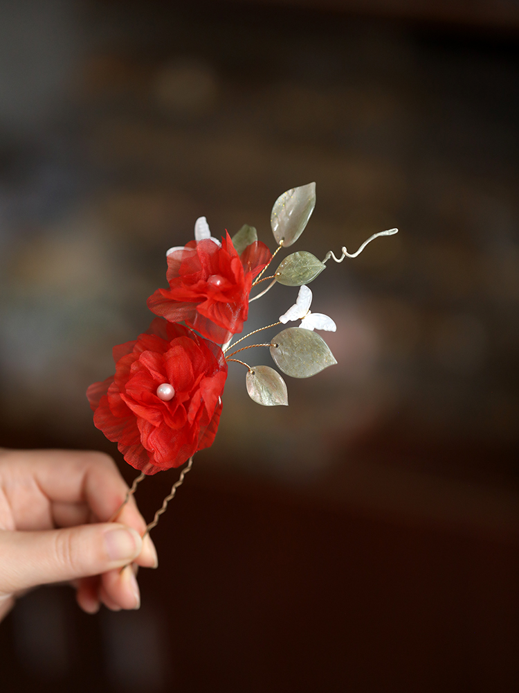 Silk Embossed Flower Hanfu Headdress U-Shaped Hairpin - Classical Ultra-Fairy Xiuhua Hair Accessory for Elegant Looks Silk Embossed Flower Hanfu Headdress U-Shaped Hairpin - Classical Ultra-Fairy Xiuhua Hair Accessory for Elegant Looks