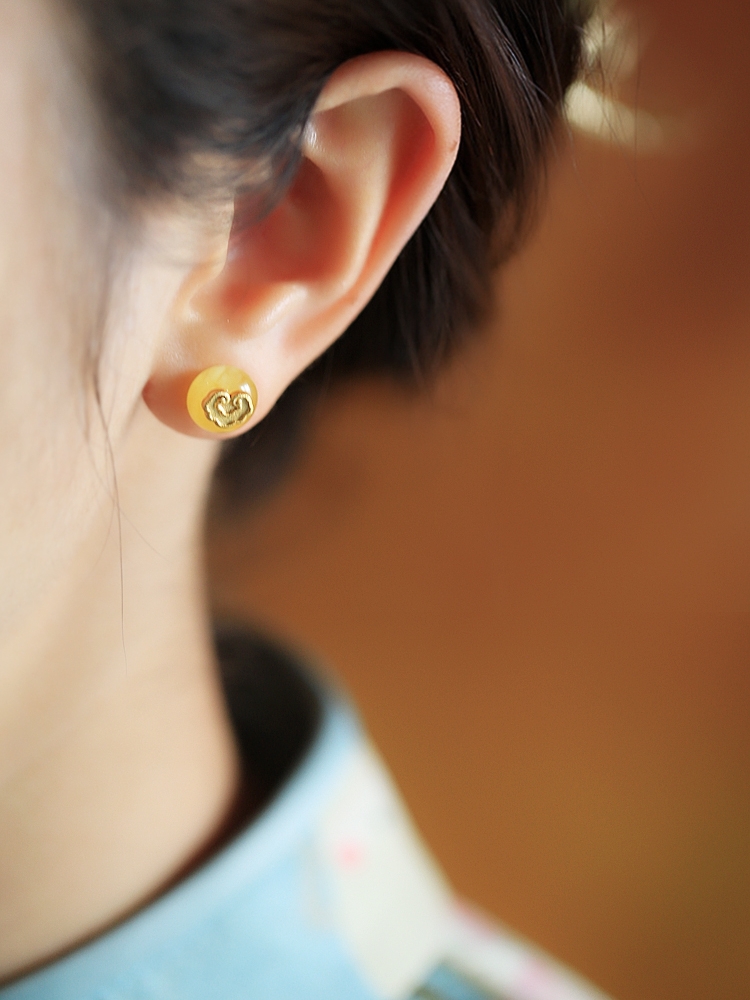 Silver Artisan Ruyi Beeswax Amber Earrings - High-End Light Luxury Women's Ancient Style Accessories Silver Artisan Ruyi Beeswax Amber Earrings - High-End Light Luxury Women's Ancient Style Accessories