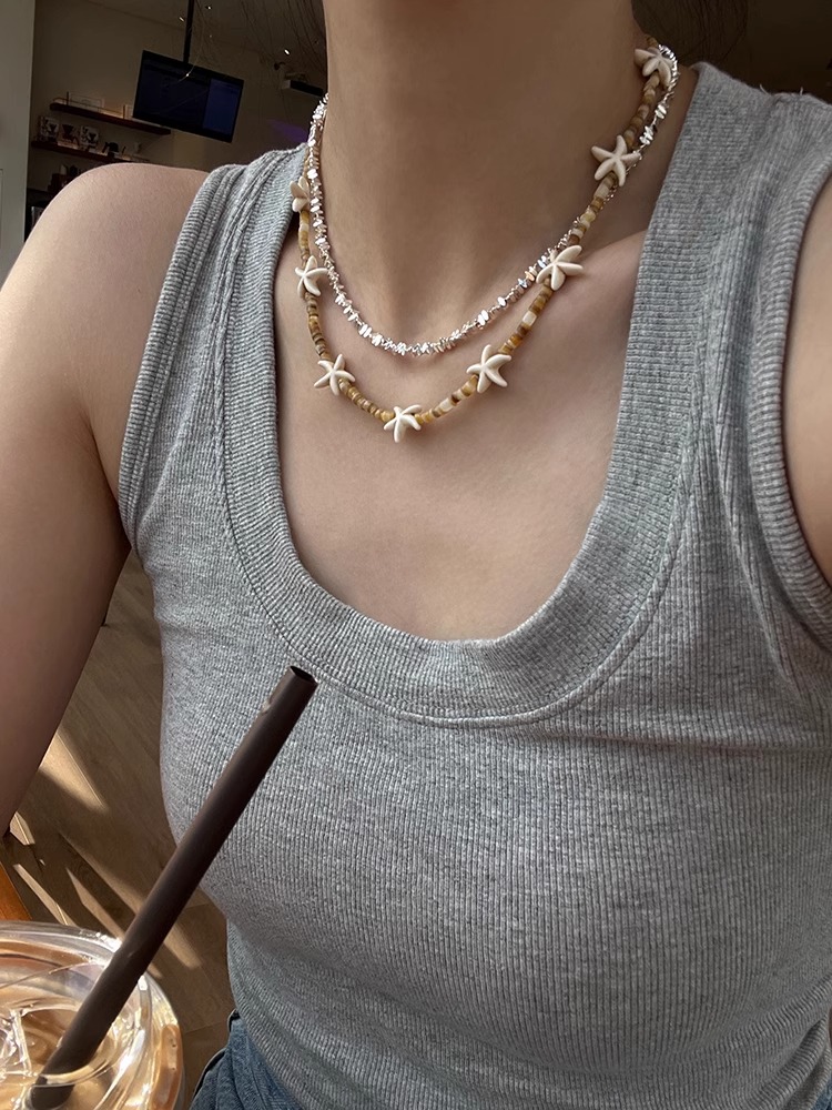 Simple Broken Silver Basic Necklace for Women - Clavicle Chain in Blogger Style, Trendy Minimalist Accessory Simple Broken Silver Basic Necklace for Women - Clavicle Chain in Blogger Style, Trendy Minimalist Accessory