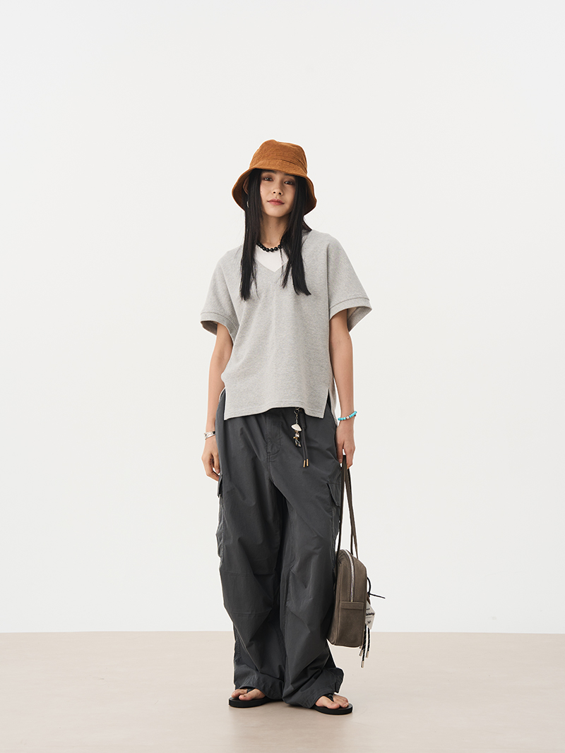Simple Gray Pure Cotton Loop V-Neck Short Sleeve T-Shirt - Loose Versatile Essential for Autumn 2025 Fashion