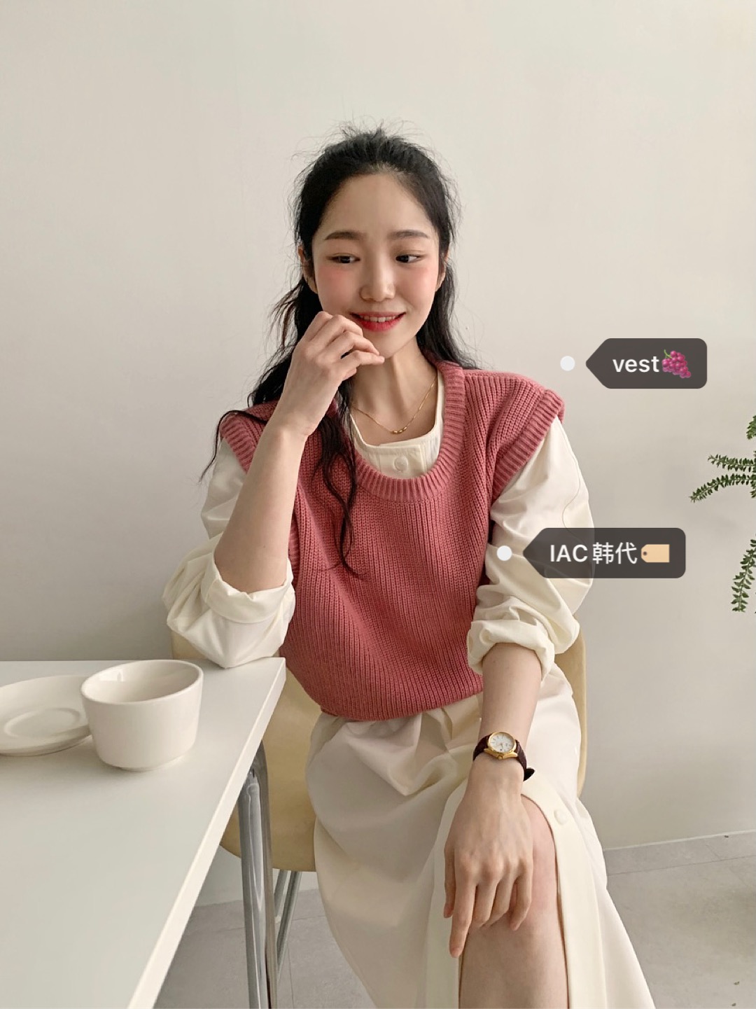 Simple U-Neck Knitted Vest - Basic Knit Top, Minimalist Style, Korean Fashion, Versatile Everyday Wear Simple U-Neck Knitted Vest - Basic Knit Top, Minimalist Style, Korean Fashion, Versatile Everyday Wear