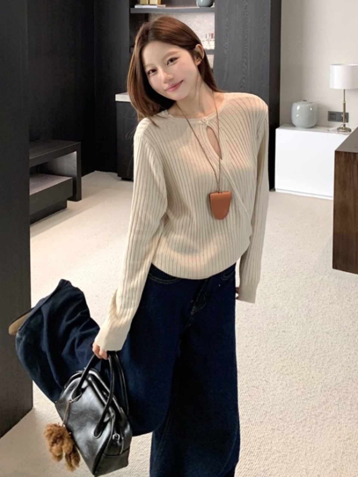 Slim Fit Hollow Knit Sweater - Autumn Winter Design, Niche Temperament Pullover for Effortless Style, Perfect for 90s Aesthetic Slim Fit Hollow Knit Sweater - Autumn Winter Design, Niche Temperament Pullover for Effortless Style, Perfect for 90s Aesthetic