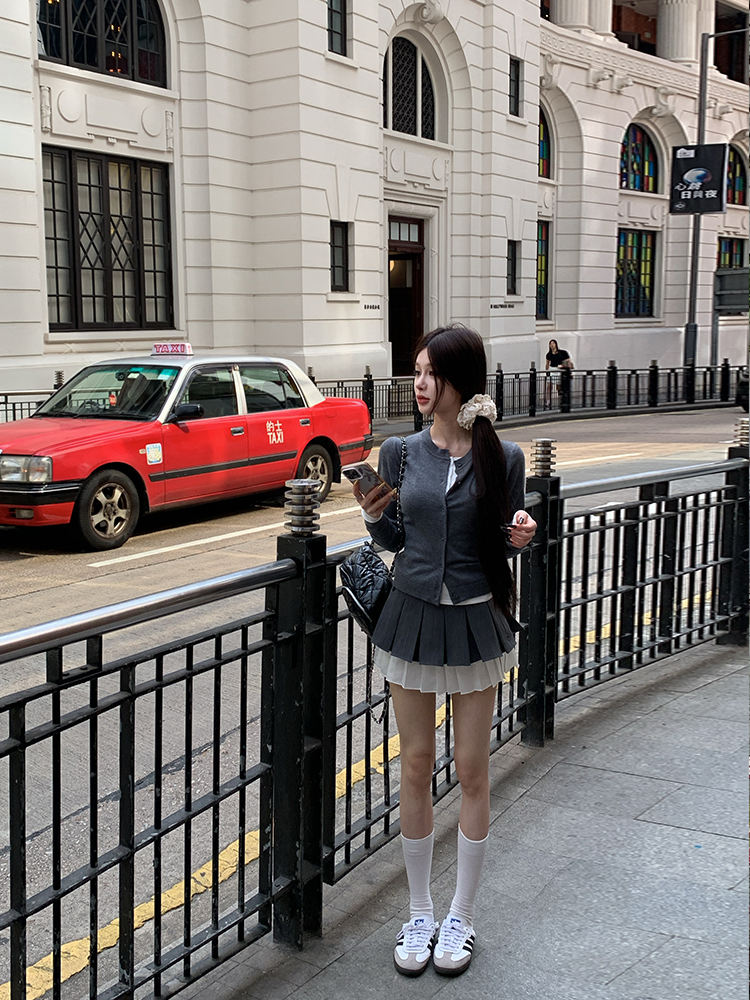 Slim Fit Knitted Long Sleeve Top - Oxygen Girl Spring Outfit - Niche Design Jacket for Stylish Casual Wear Slim Fit Knitted Long Sleeve Top - Oxygen Girl Spring Outfit - Niche Design Jacket for Stylish Casual Wear