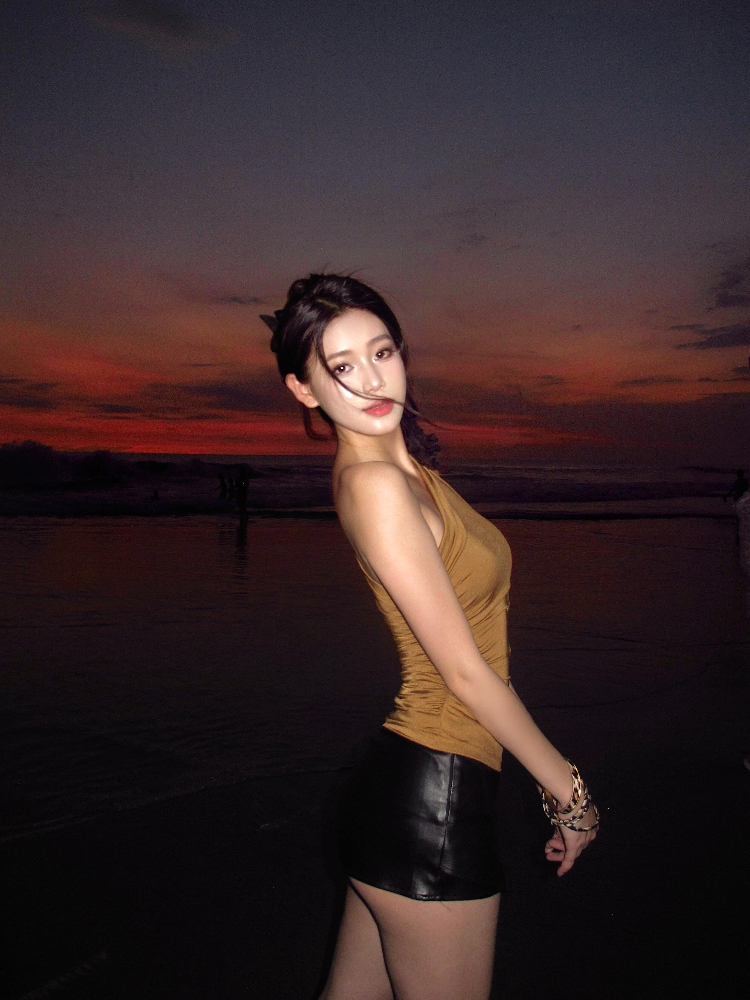 Slim-Fit Off-Shoulder Short Top and Irregular PU Leather Mini Skirt Set for Women - Summer American Style Fashion Slim-Fit Off-Shoulder Short Top and Irregular PU Leather Mini Skirt Set for Women - Summer American Style Fashion