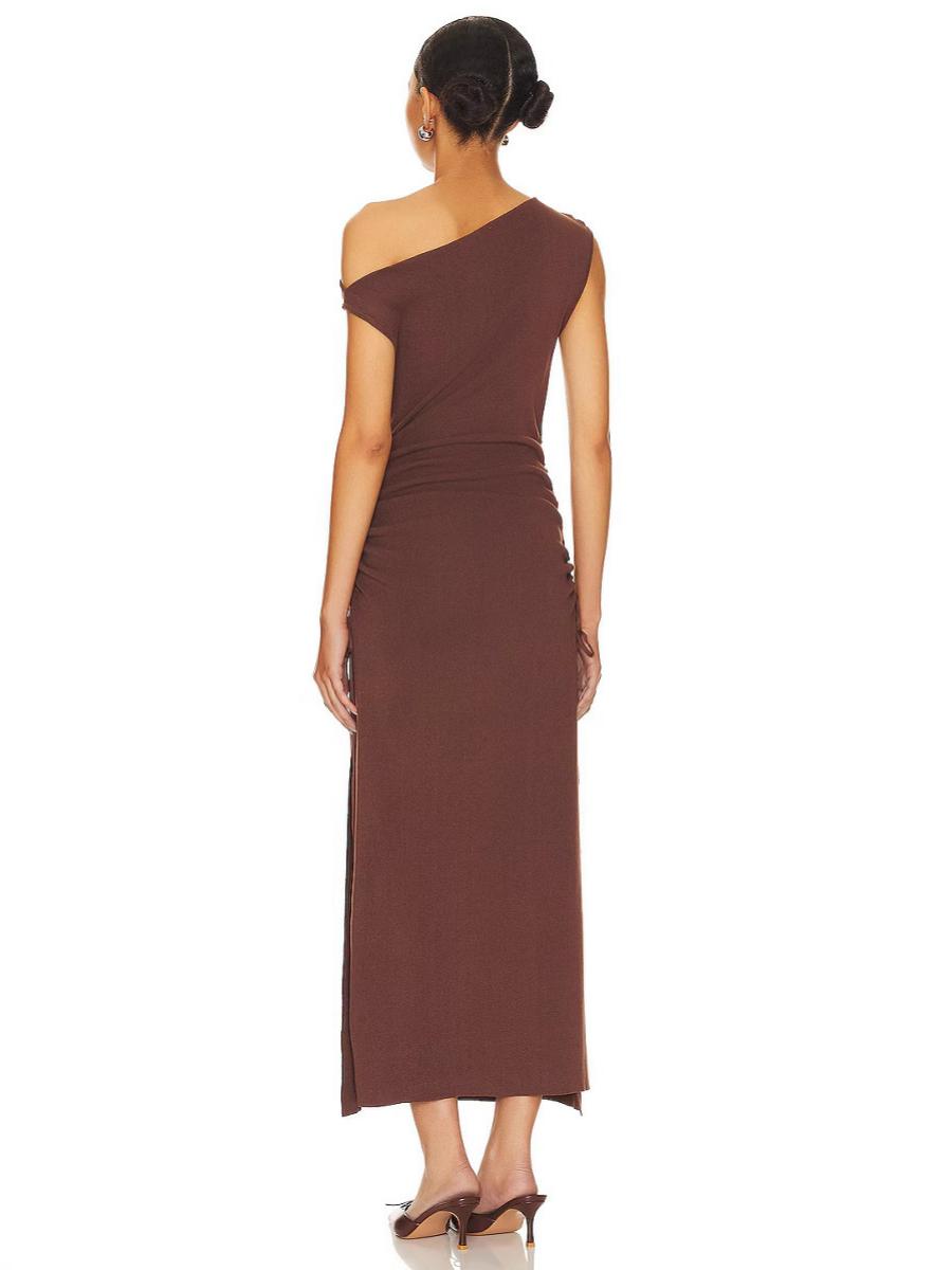 Slim-Fit Off-Shoulder Sleeveless Split Dress for Women - Summer 2025 Fashion, Solid Color, European & American Style Slim-Fit Off-Shoulder Sleeveless Split Dress for Women - Summer 2025 Fashion, Solid Color, European & American Style