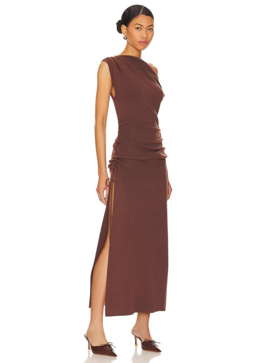 Slim-Fit Off-Shoulder Sleeveless Split Dress for Women - Summer 2025 Fashion, Solid Color, European & American Style Slim-Fit Off-Shoulder Sleeveless Split Dress for Women - Summer 2025 Fashion, Solid Color, European & American Style