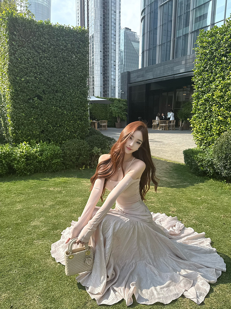 Slim Fit Off-Shoulder Two-Piece Dress Set - Supermodel Ballet Style Knitted Socialite Dress for Chic 90s and Y2K Fashion Slim Fit Off-Shoulder Two-Piece Dress Set - Supermodel Ballet Style Knitted Socialite Dress for Chic 90s and Y2K Fashion