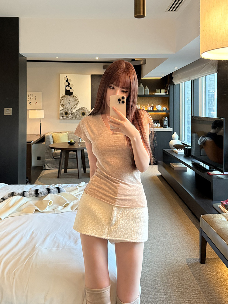 Slim Fit V-Neck T-Shirt for Women - Elastic Cloud Base Short Sleeve Top, Versatile Spring/Summer Fashion Essential Slim Fit V-Neck T-Shirt for Women - Elastic Cloud Base Short Sleeve Top, Versatile Spring/Summer Fashion Essential