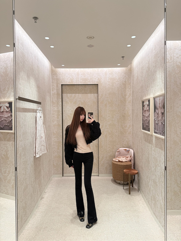 Slim Fit Wine Glass Leg Pants for Women - Flattering Casual Jeans for Spring & Summer, Perfect for Tall Figures, Leg-Elongating Style