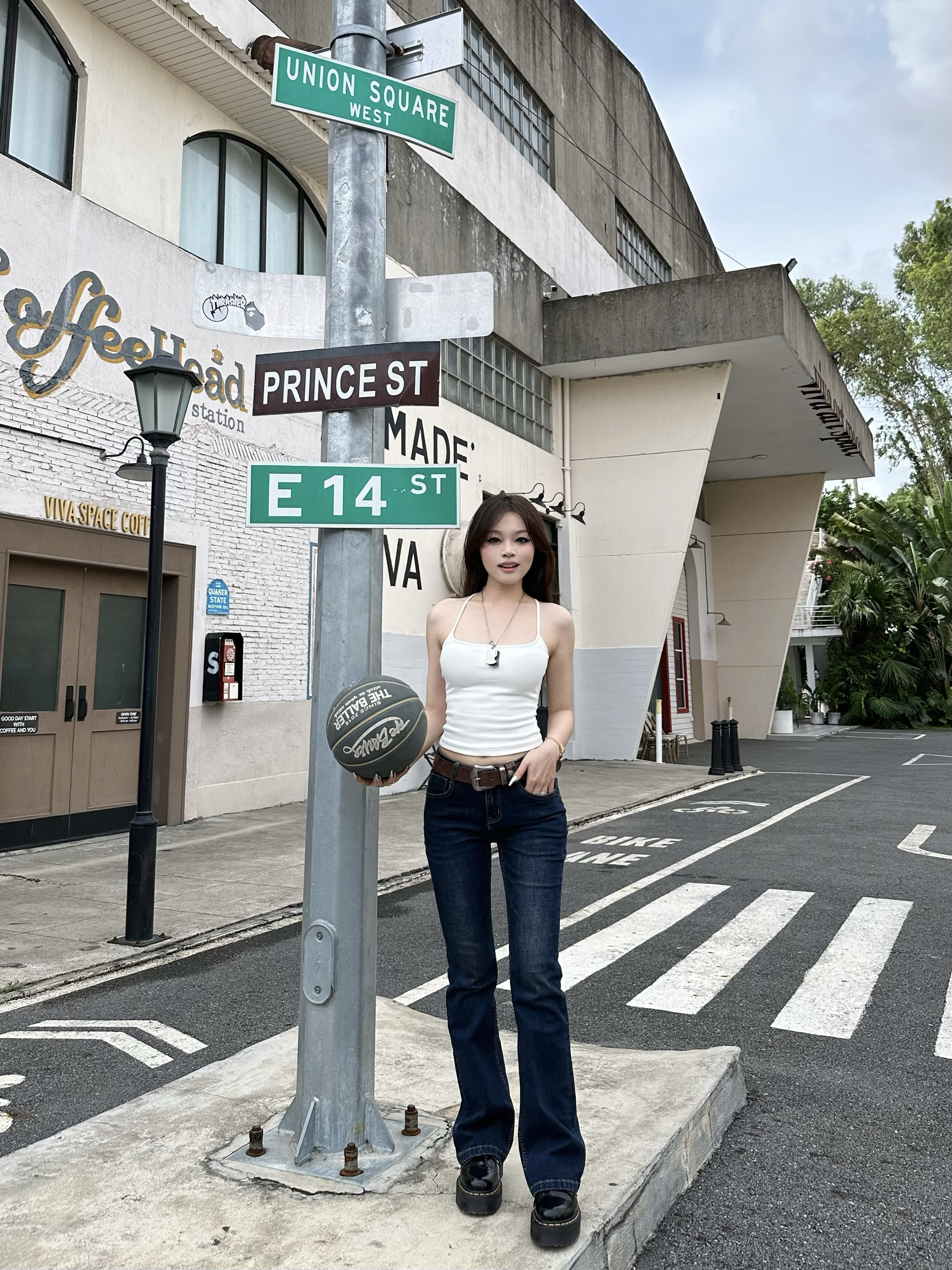 Slim High-Stretch Mid-Waist Flared Jeans | Leg-Enhancing, Knee-Length Design | Trendy Y2K Style Pants