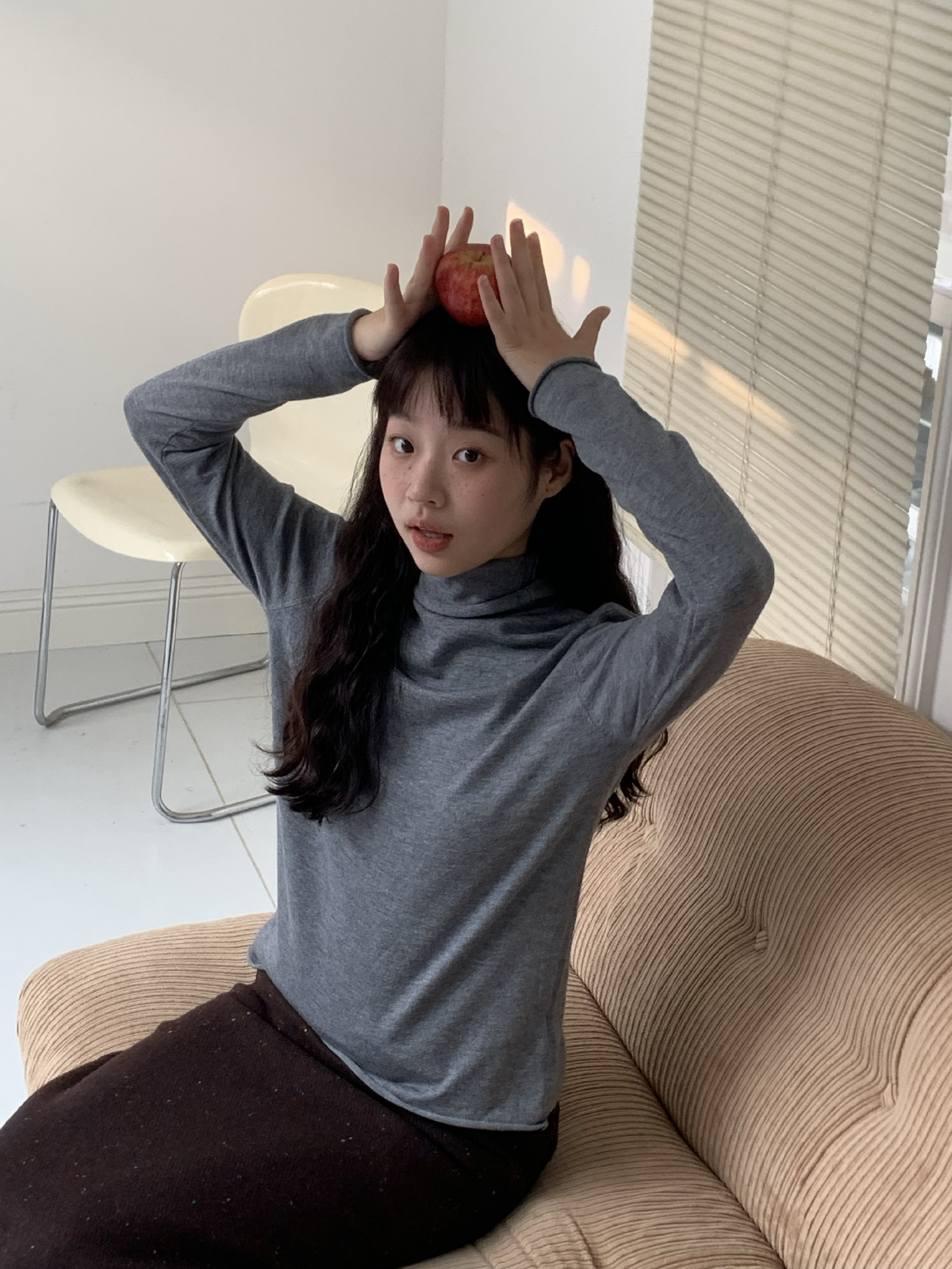 Soft Merino Wool Turtleneck Sweater - Slightly Loose-Fitting Knit Base Layer with Rolled Edges, Cozy Essential for Fall & Winter Soft Merino Wool Turtleneck Sweater - Slightly Loose-Fitting Knit Base Layer with Rolled Edges, Cozy Essential for Fall & Winter