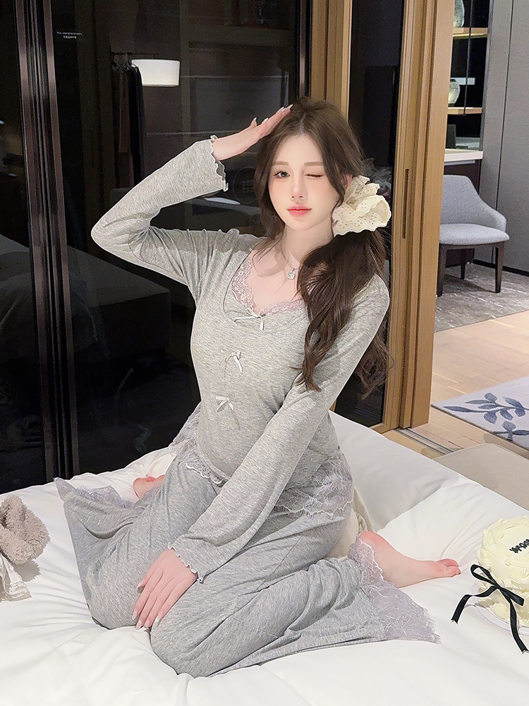 Soft Modal Long Sleeve Pajamas Set for Women, Sexy Loungewear with Chest Pads for Spring and Autumn Soft Modal Long Sleeve Pajamas Set for Women, Sexy Loungewear with Chest Pads for Spring and Autumn