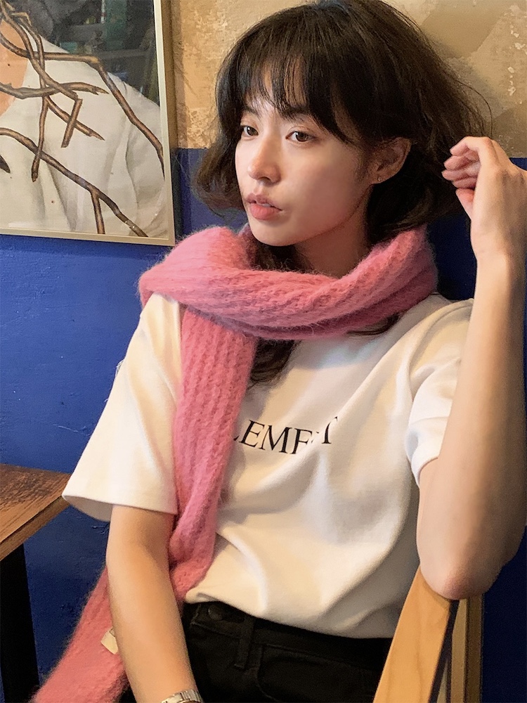 Soft Strawberry Pink Knitted Scarf - Cozy Autumn & Winter Accessory in Korean Style for Family Wear Soft Strawberry Pink Knitted Scarf - Cozy Autumn & Winter Accessory in Korean Style for Family Wear