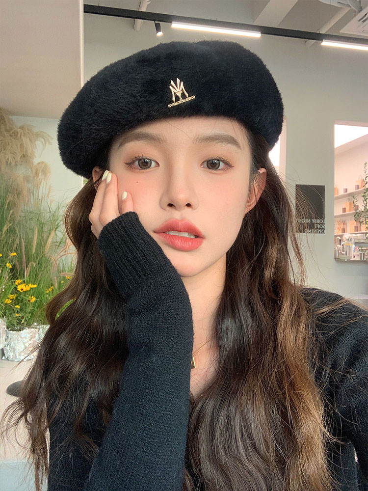 Solid Color Mink Fur Beret for Women - Plush Winter Painter Hat 2025, Face-Shaping Design, Trendy Y2K Fashion Accessory Solid Color Mink Fur Beret for Women - Plush Winter Painter Hat 2025, Face-Shaping Design, Trendy Y2K Fashion Accessory