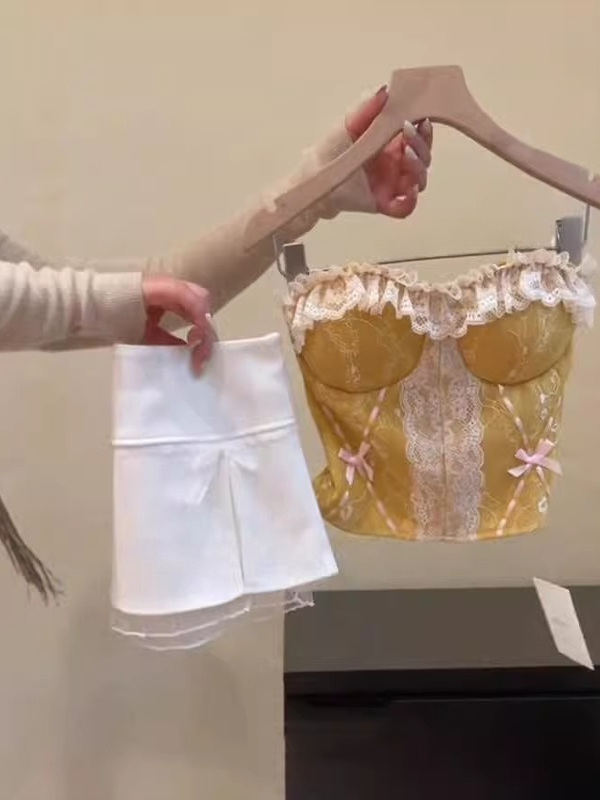 Spicy Girl Lace Splicing Strapless Top for Women - Versatile Slim-Fit Summer 2025 Fashion, Y2K Style Spicy Girl Lace Splicing Strapless Top for Women - Versatile Slim-Fit Summer 2025 Fashion, Y2K Style