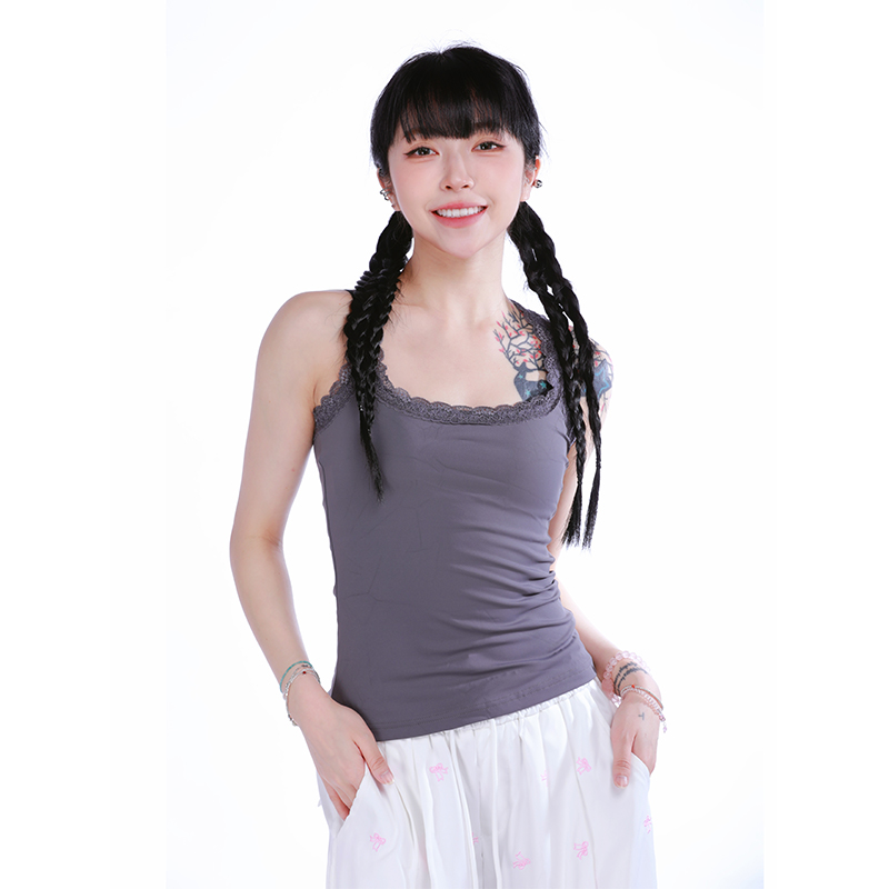Spicy Girl Lace Trim Camisole - Fitted Sleeveless Inner Top for a Chic Look - Perfect for Y2K and Korean Style Fashion Spicy Girl Lace Trim Camisole - Fitted Sleeveless Inner Top for a Chic Look - Perfect for Y2K and Korean Style Fashion