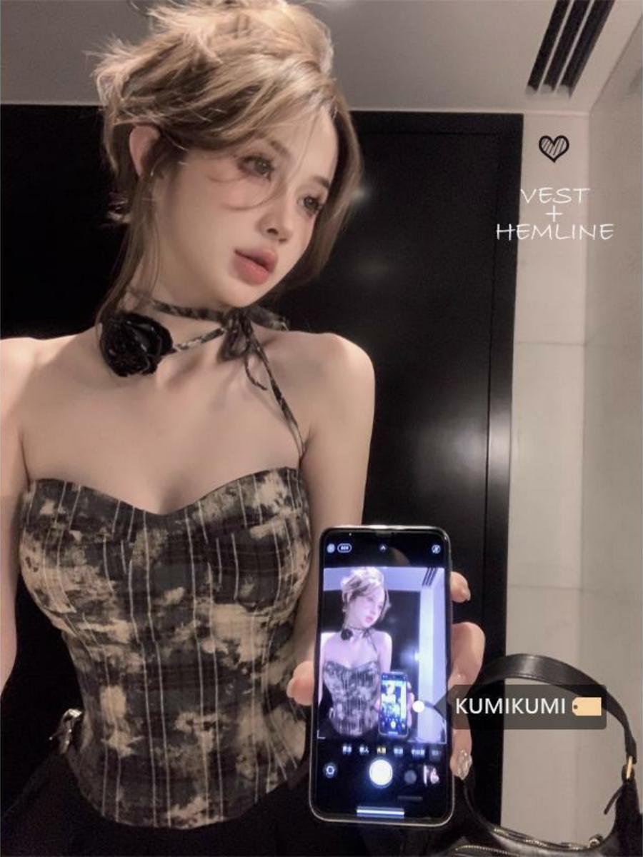 Spicy Girl Plaid Strapless Tank Top with Three-Dimensional Flowers - Summer Slim Fit Irregular Short Outerwear for Women