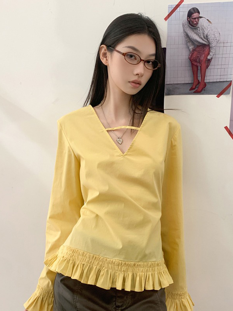 Spicy Girl Style Long Sleeve Top with Ear-Shaped Edges, Slim-Fit Waist-Cinching Casual Shirt for Autumn Vibes